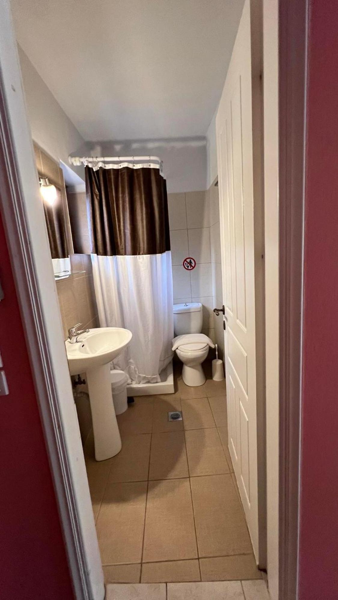 פאפיגקון Ikojenia Traditional Lodge מראה חיצוני תמונה