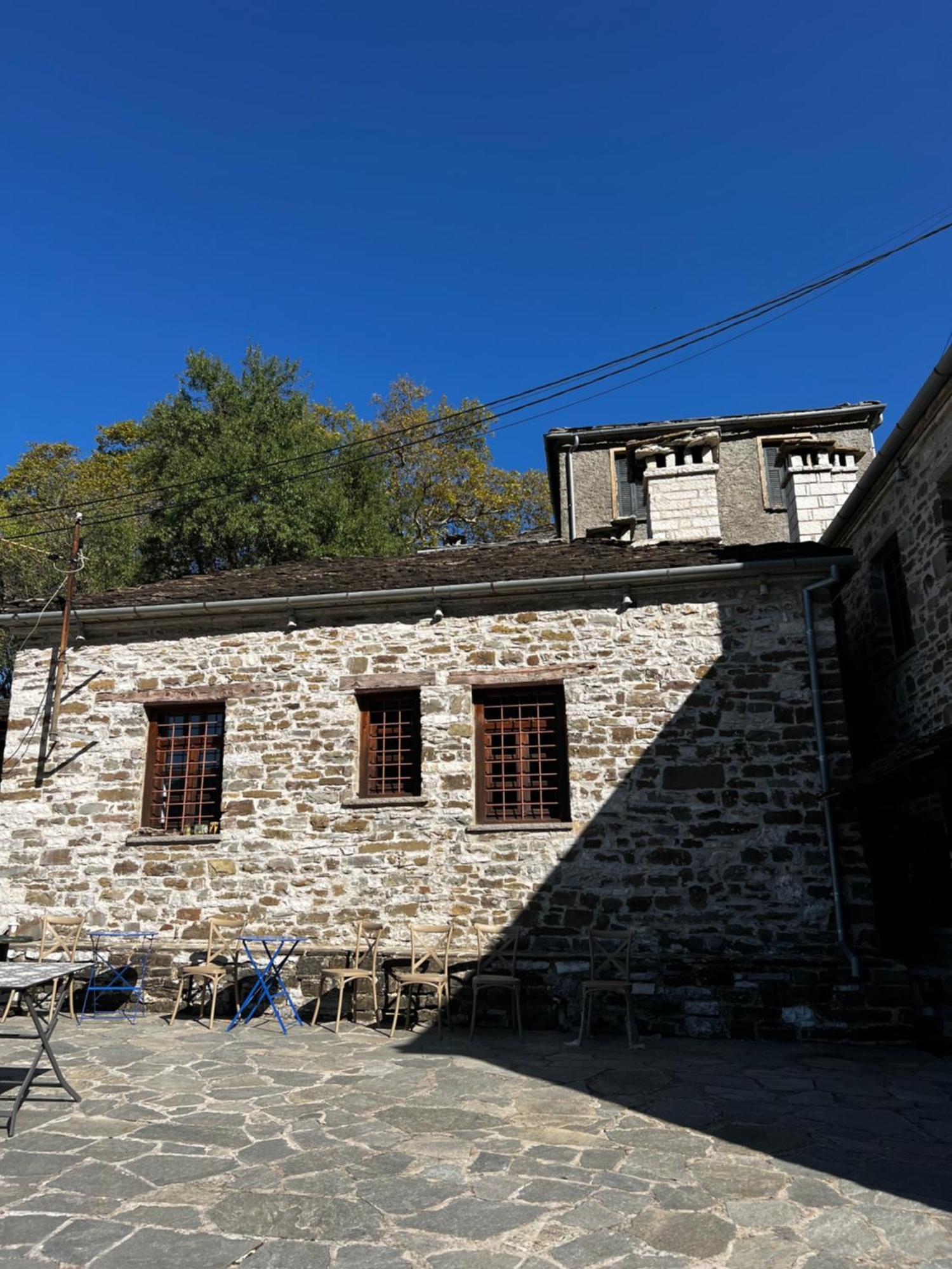 פאפיגקון Ikojenia Traditional Lodge מראה חיצוני תמונה