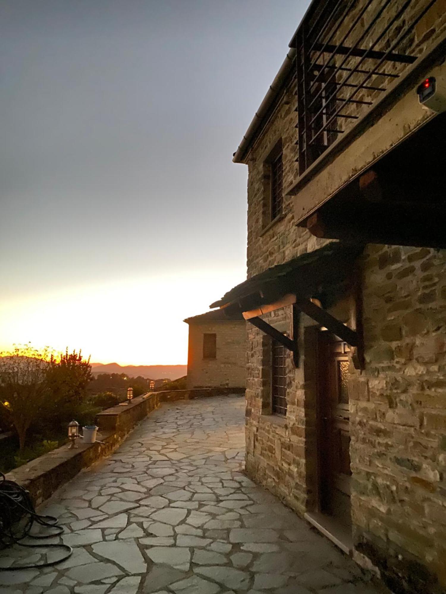 פאפיגקון Ikojenia Traditional Lodge מראה חיצוני תמונה