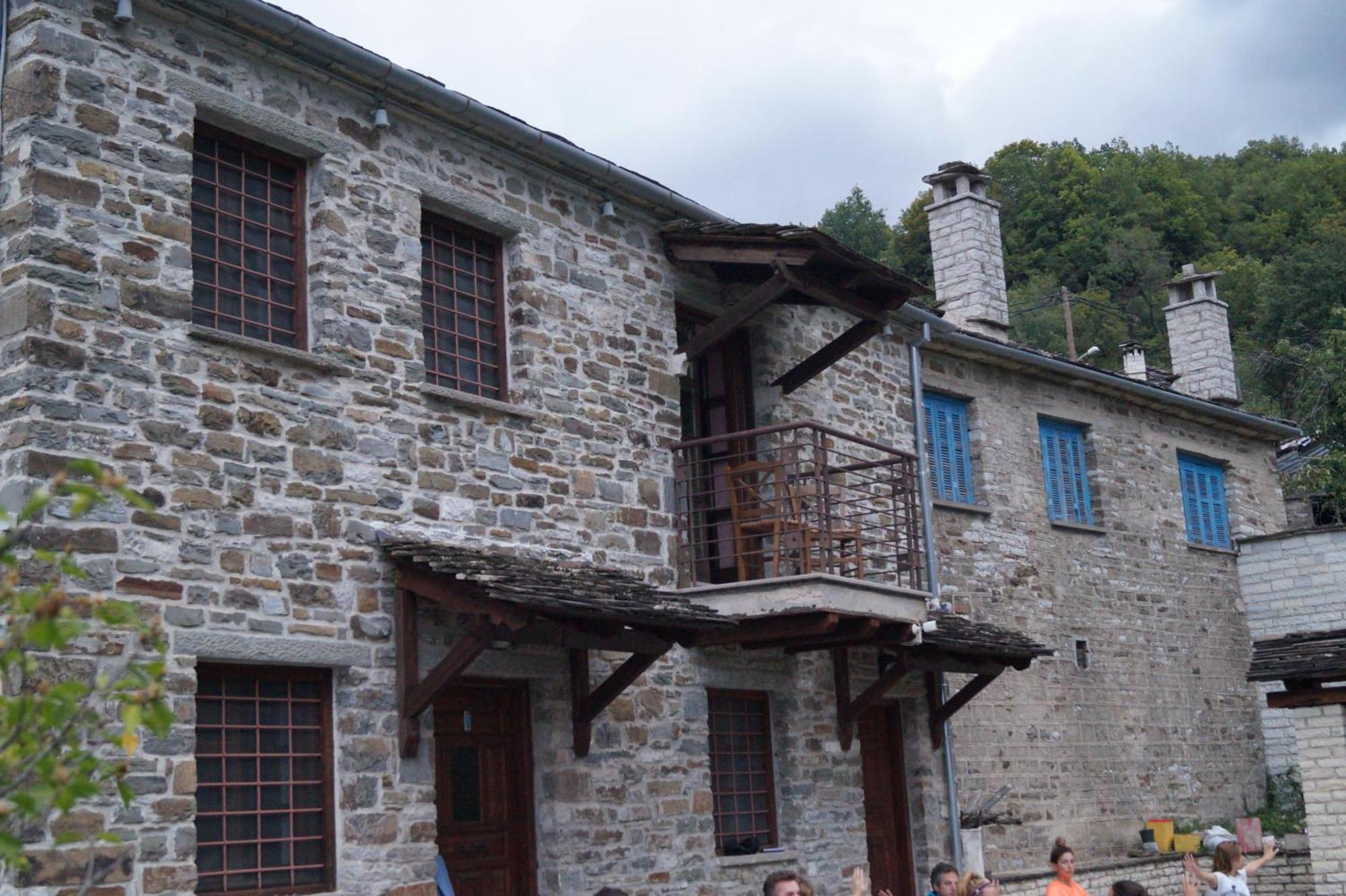 פאפיגקון Ikojenia Traditional Lodge מראה חיצוני תמונה